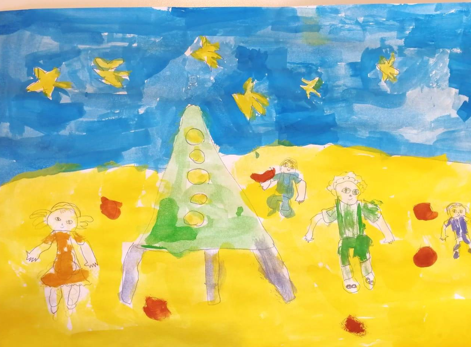 Детский рисунок - Мелки на луне